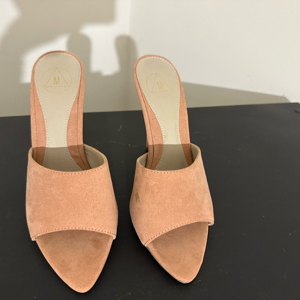 Tan heels